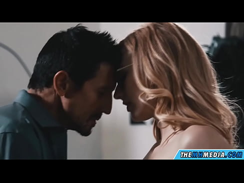 ❤️ Romantikong pakighilawas sa usa ka slutty blonde ❌ Fuck video sa amon