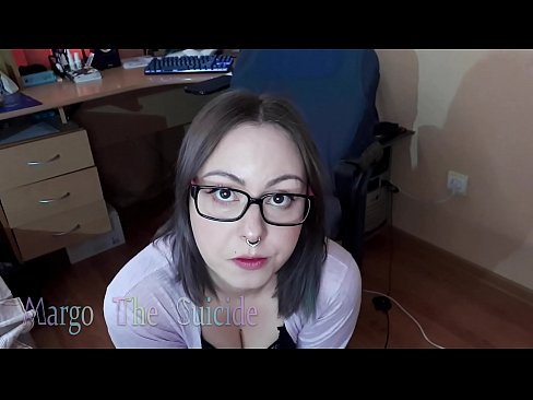 ❤️ Ang Sexy nga Babaye nga adunay Salamin Nagsuso sa Dildo sa Lalim sa Camera ❌ Fuck video sa amon
